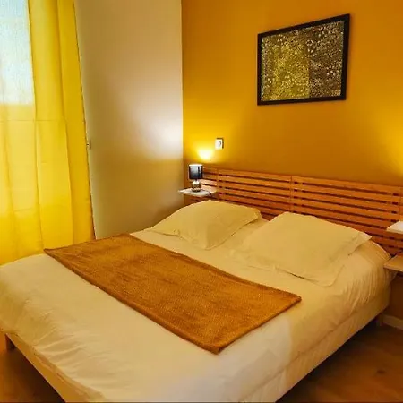A Theme Apartamento Clermont-Ferrand