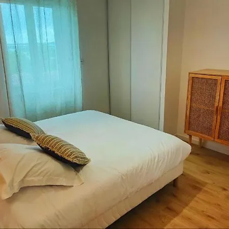 A Theme Apartamento Clermont-Ferrand