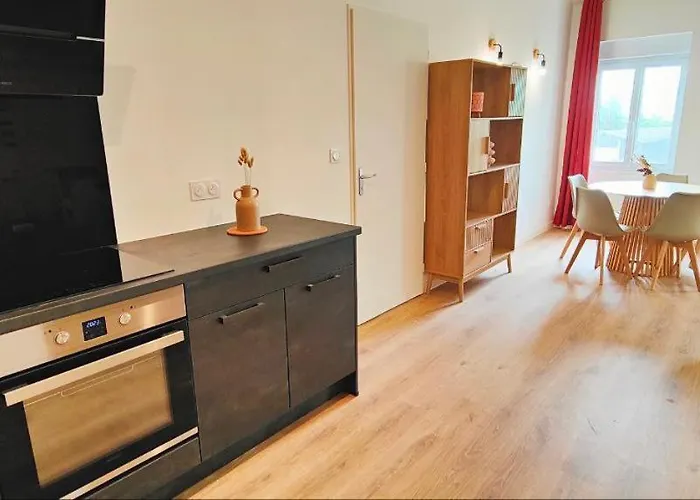 A Theme * Клермон-Ферран