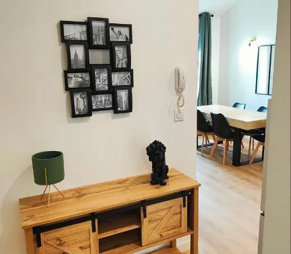 A Theme Клермон-Ферран